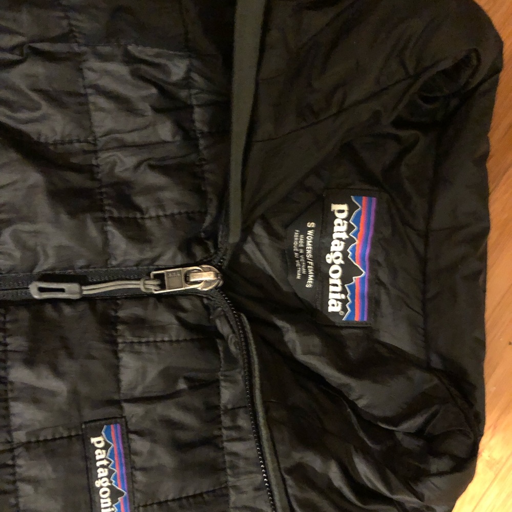 Patagonia women’s small black jacket